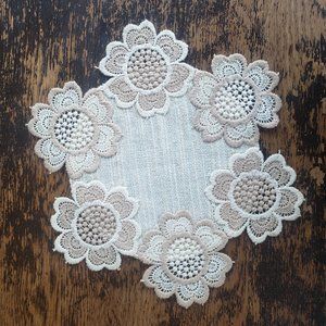 Floral Doily, Table Mat, Plant Mat